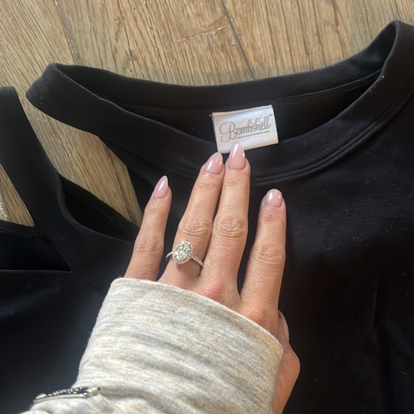 Black Slash Pull Over - Picture 4 of 5